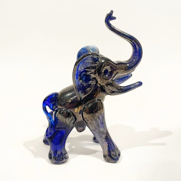 Daniel Vargas for Arte Vargas Art Glass Elephant Figurine Cobalt Blue Signed - Picture 1 of 7